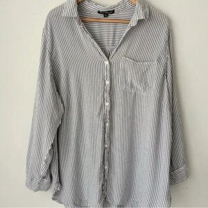 Velvet Heart Navy and White Striped Casual Shirt